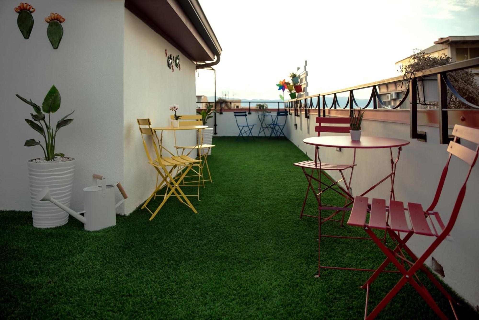 B&B Fuori Squadro - In Centro Con Terrazza Relax Vista Mare Reggio Calabria Exterior foto